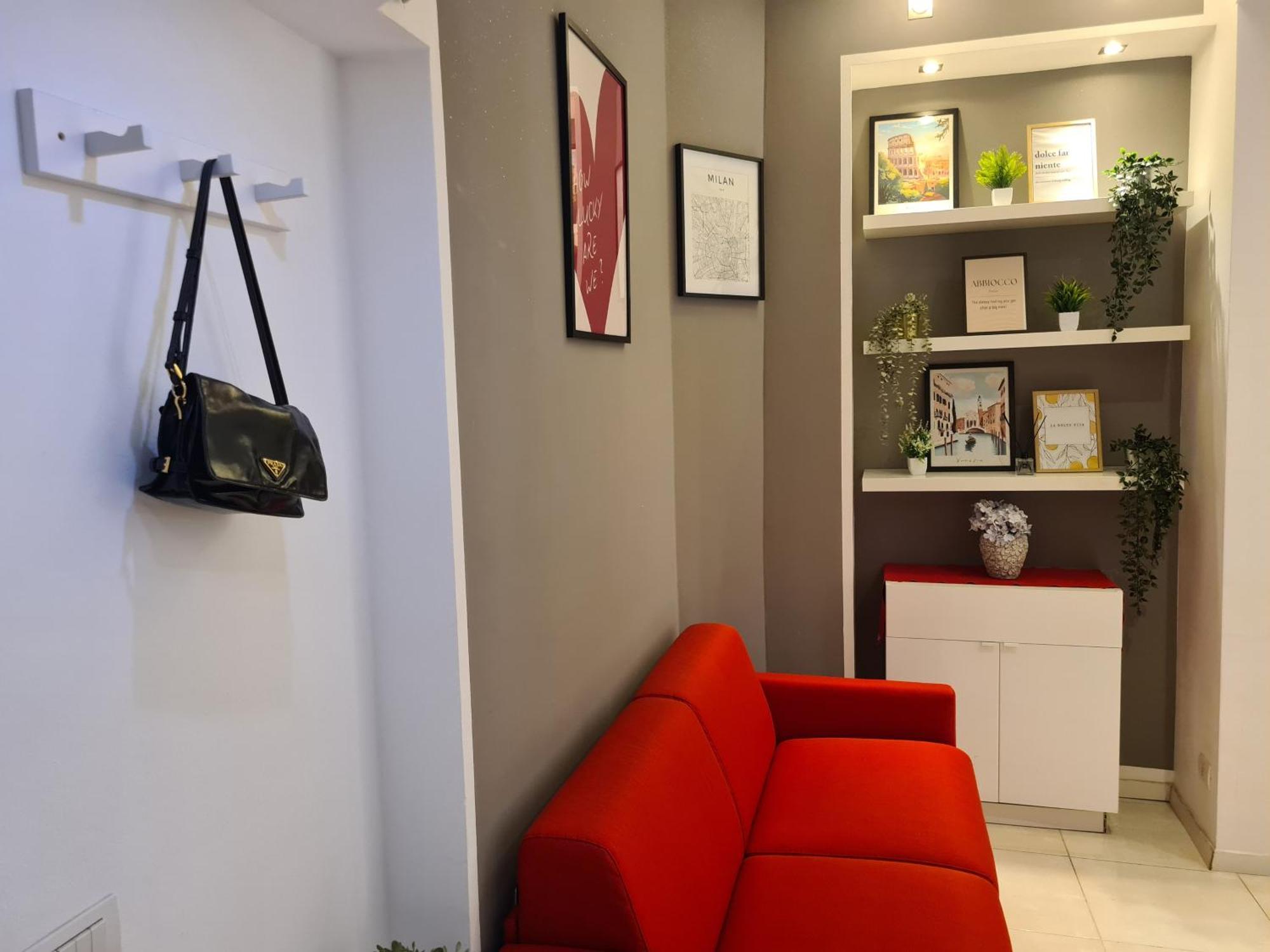 Red Ripa Boutique *